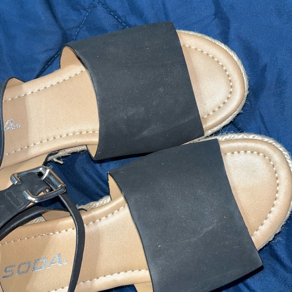 Soda Black Sandals Comfortable Open-Toe Design